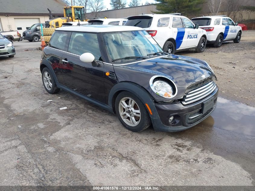 VIN WMWSU3C52DT372236 2013 MINI HARDTOP no.1