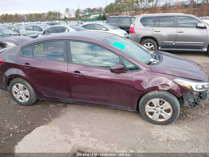 2018 KIA FORTE LX - 3KPFK4A78JE268276