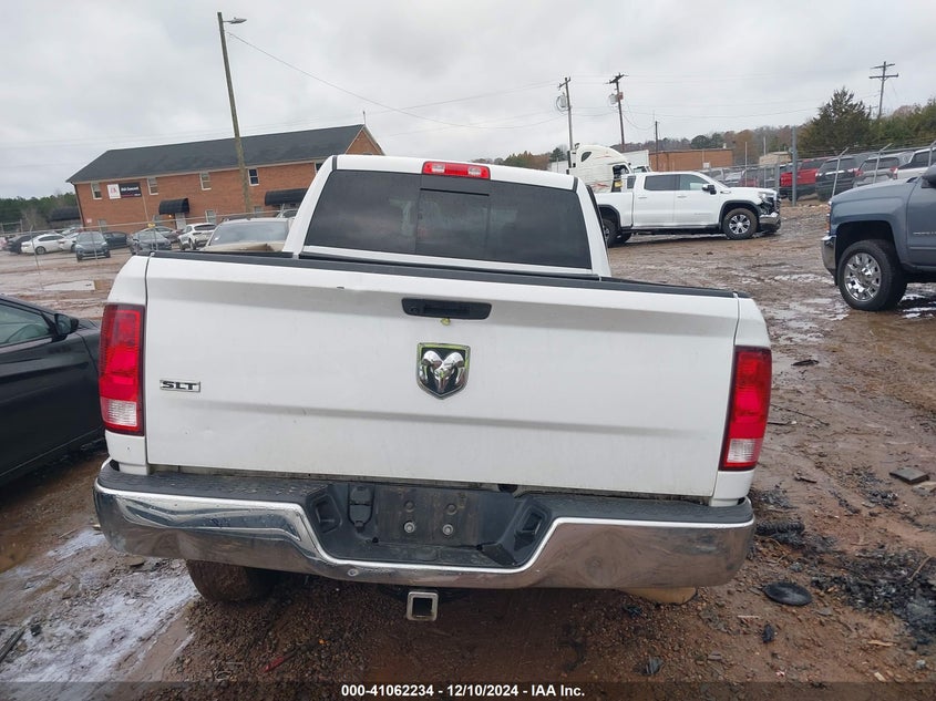 2019 RAM 1500 CLASSIC VIN: 1C6RR6TT8KS584944
