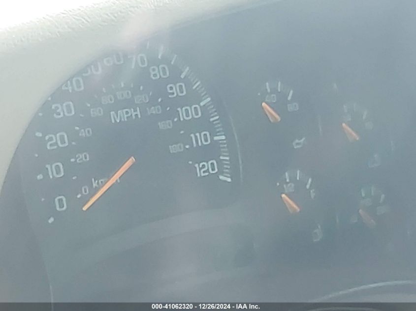 2003 Chevrolet Suburban 1500 Lt VIN: 1GNEC16Z33R173883 Lot: 41062320