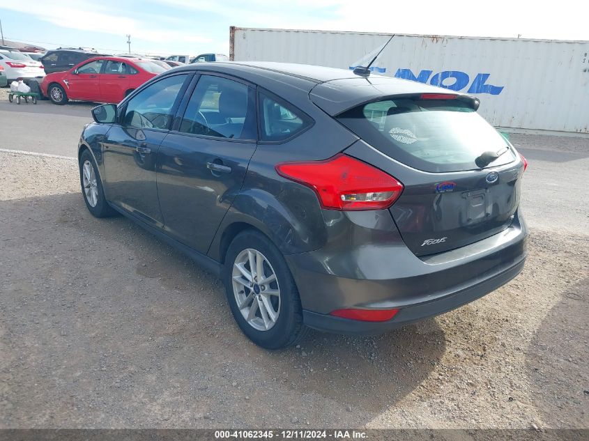 VIN 1FADP3K2XHL231534 2017 Ford Focus, SE no.3