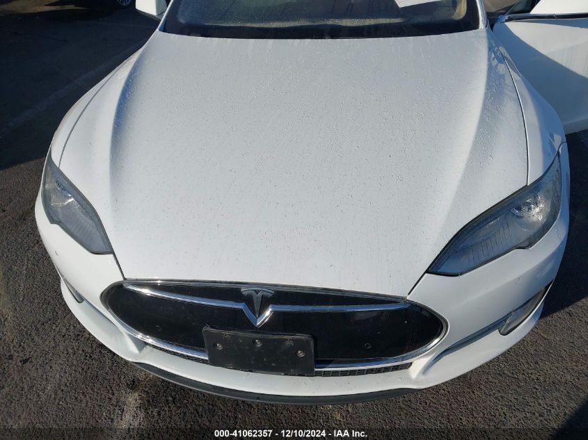 2015 Tesla Model S 70D/85D/P85D VIN: 5YJSA1H25FFP69590 Lot: 41062357