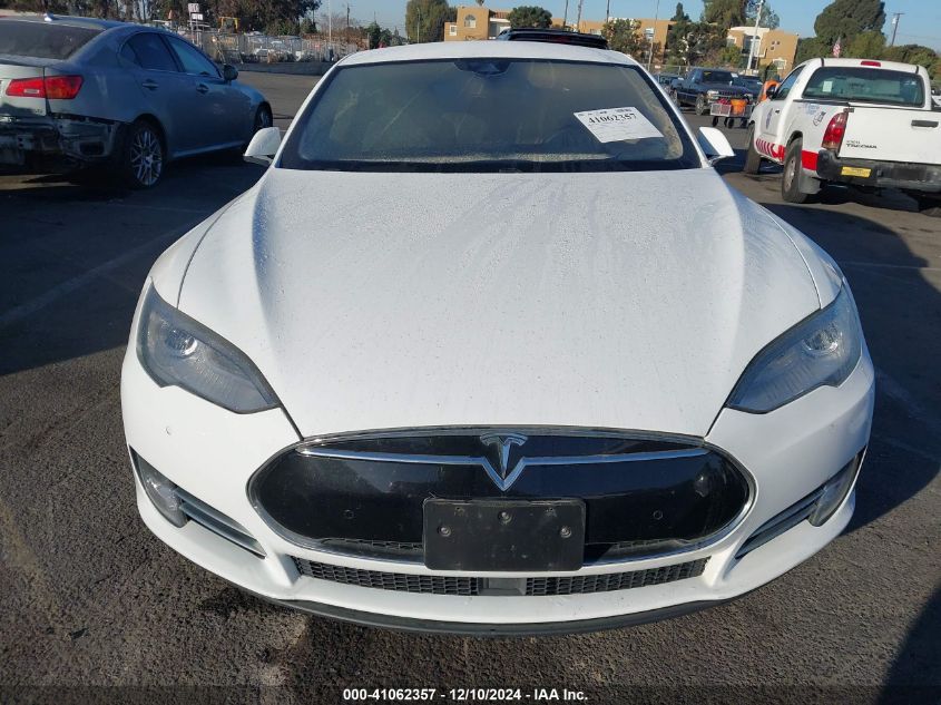 2015 Tesla Model S 70D/85D/P85D VIN: 5YJSA1H25FFP69590 Lot: 41062357