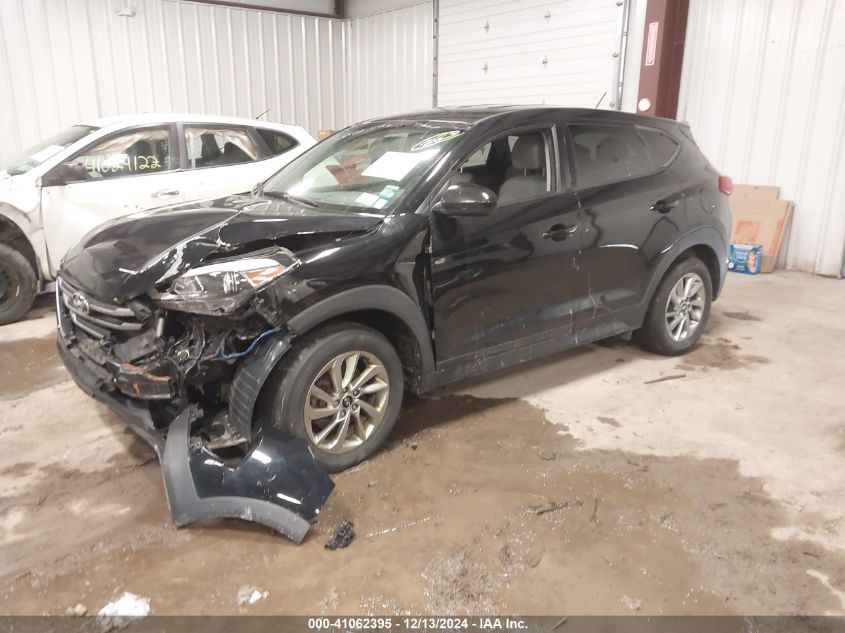 VIN KM8J2CA46JU777452 2018 Hyundai Tucson, SE no.2