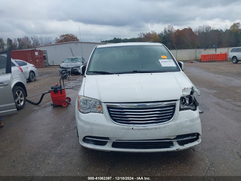 VIN 2C4RC1BG9FR570981 2015 Chrysler Town and Countr... no.12