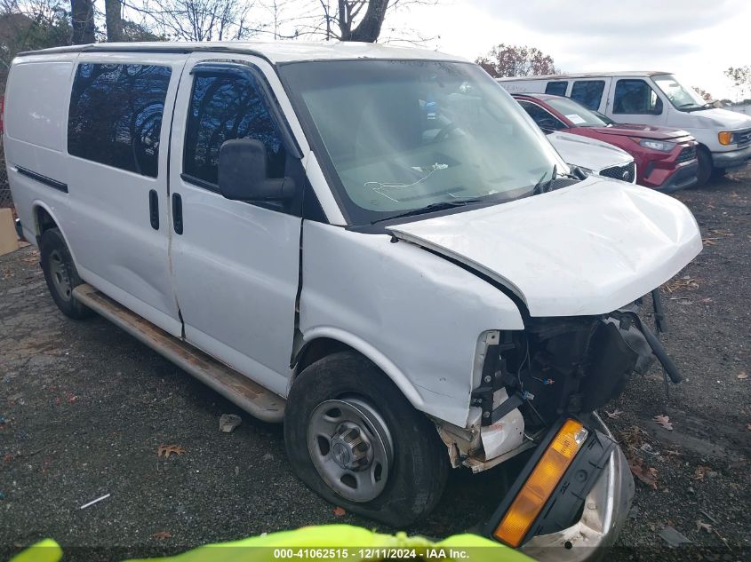 VIN 1GCWGAFG5K1364525 2019 CHEVROLET EXPRESS 2500 no.1