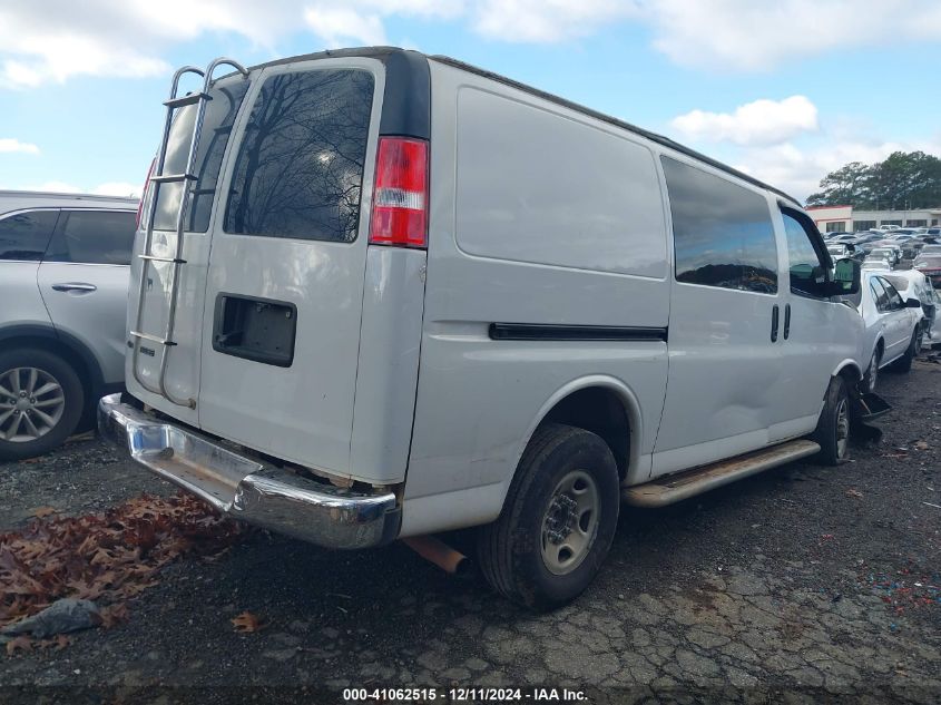 VIN 1GCWGAFG5K1364525 2019 CHEVROLET EXPRESS 2500 no.4