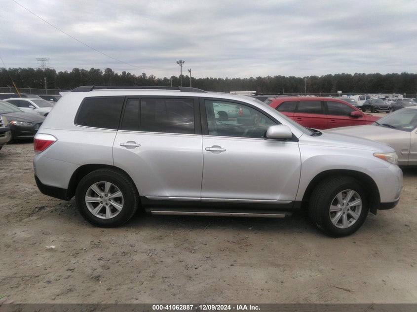 Vin: 5tdzk3eh3cs086973, lot: 41552853, toyota highlander se v6 20124
