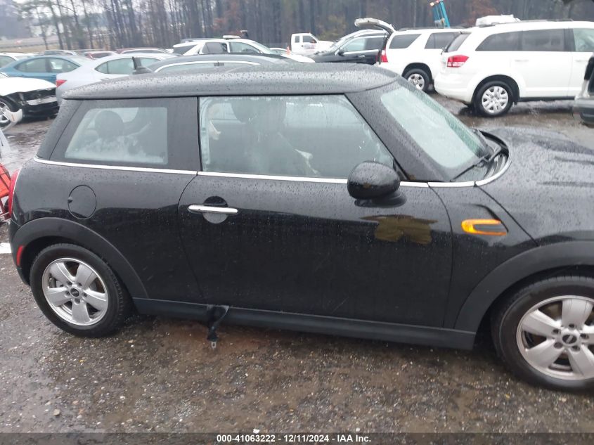 2017 Mini Hardtop Cooper VIN: WMWXP5C57H3C63921 Lot: 41063222