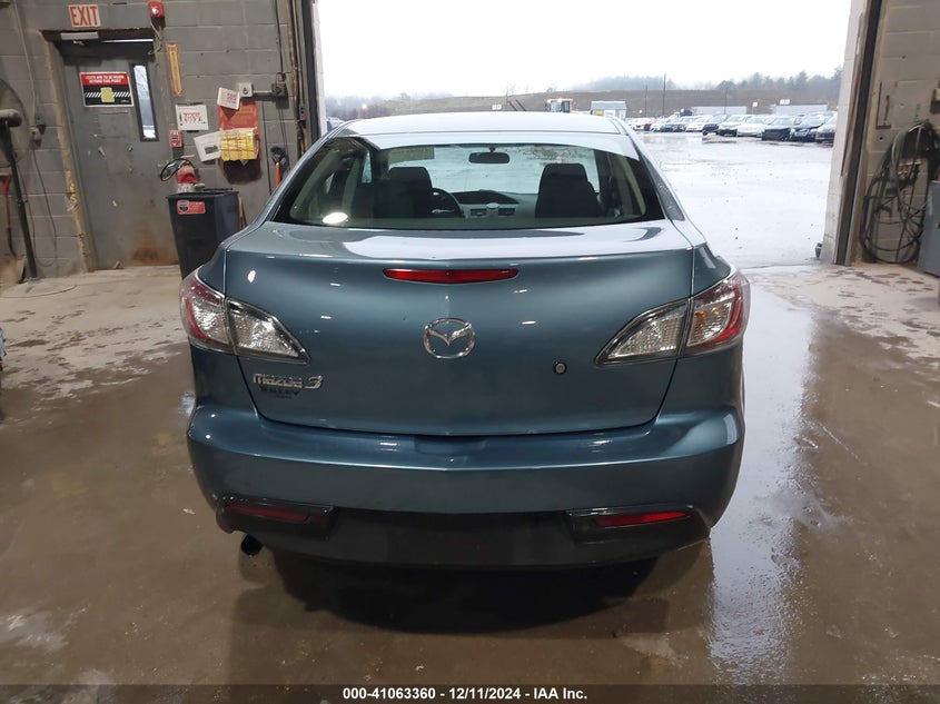 2011 MAZDA MAZDA3 VIN: JM1BL1UGXB1497195