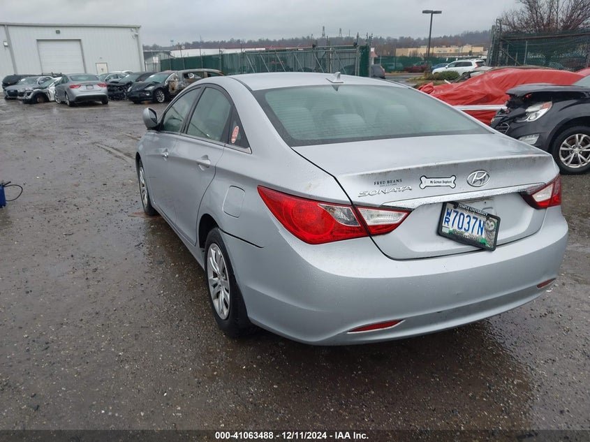 2012 HYUNDAI SONATA VIN: 5NPEB4AC3CH423713
