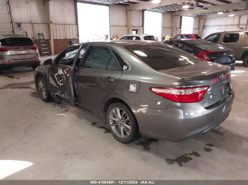 VIN 4T1BF1FK8GU184351 2016 Toyota Camry, SE no.3