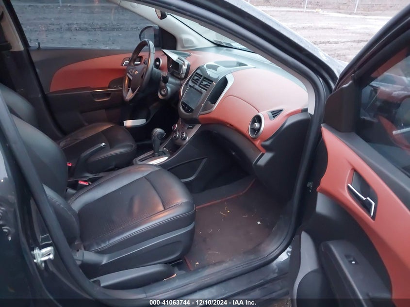 2015 CHEVROLET SONIC LTZ AUTO - 1G1JE6SB6F4108656