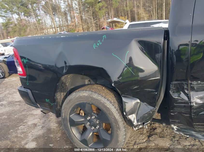2019 RAM 1500 VIN: 1C6RREFG5KN822126