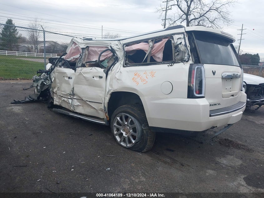 2015 GMC YUKON XL 1500 DENALI - 1GKS2JKJXFR178330