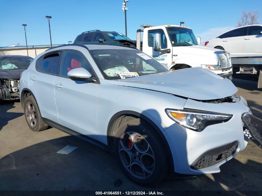 VIN ZASPAKAN9N7D38410 2022 Alfa Romeo Stelvio, Spri... no.14