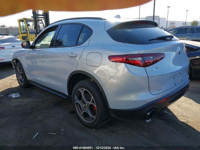 VIN ZASPAKAN9N7D38410 2022 Alfa Romeo Stelvio, Spri... no.3