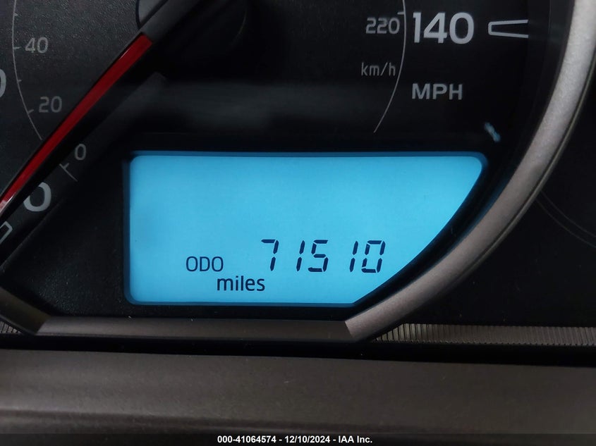 2013 TOYOTA RAV4 XLE - JTMRFREV4DD024962