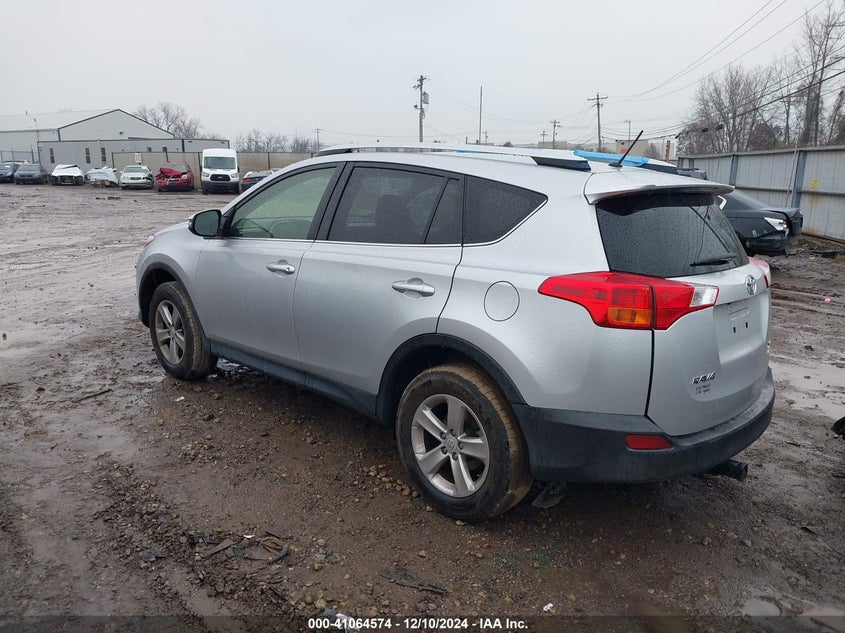 2013 TOYOTA RAV4 XLE - JTMRFREV4DD024962