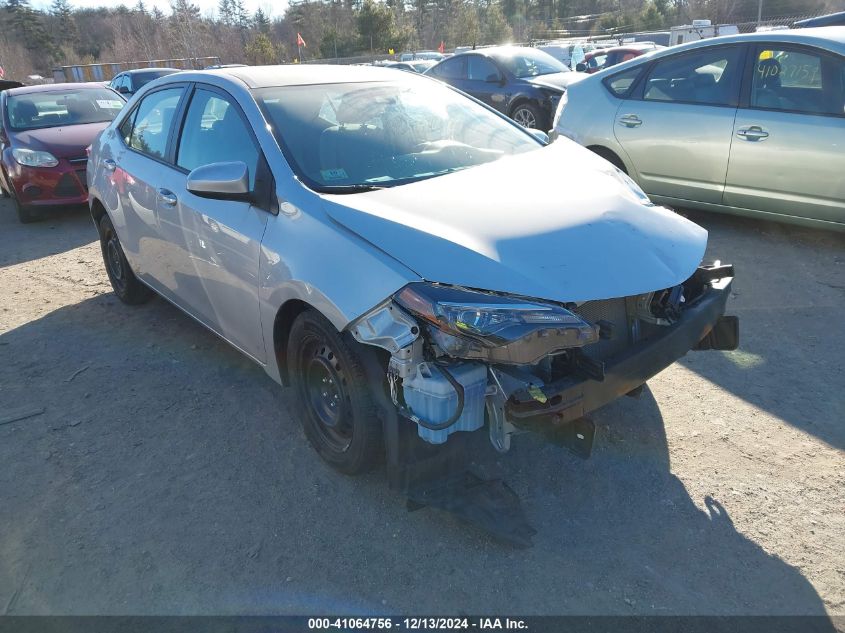 VIN 2T1BURHE5JC121597 2018 TOYOTA COROLLA no.1