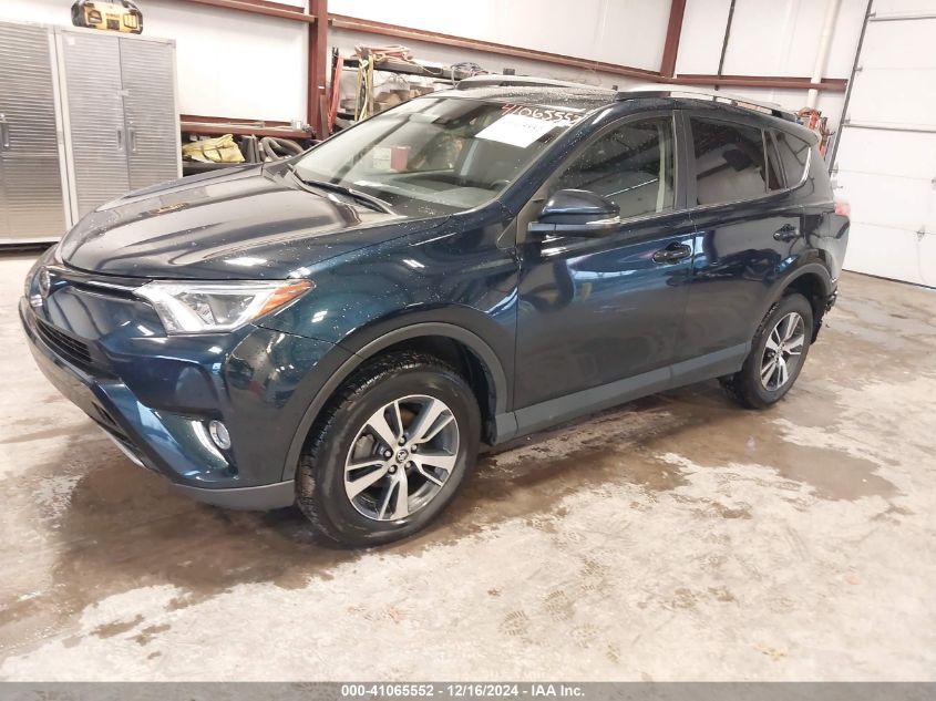 VIN JTMRFREV9JJ220618 2018 Toyota RAV4, Adventure/Xle no.2