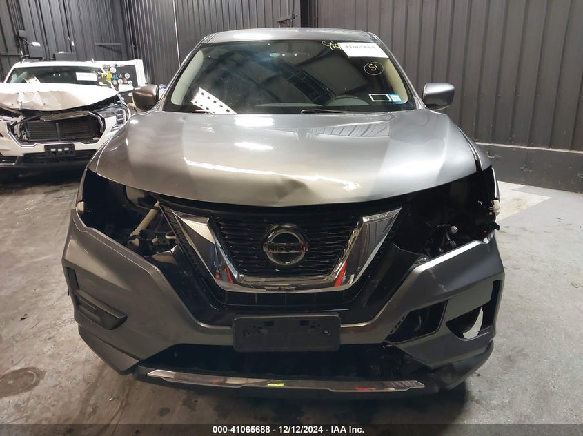 2018 NISSAN ROGUE S VIN: JN8AT2MV2JW314345
