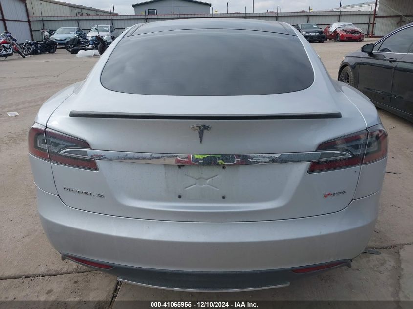 2013 Tesla Model S Performance VIN: 5YJSA1DP2DFP17574 Lot: 41065955