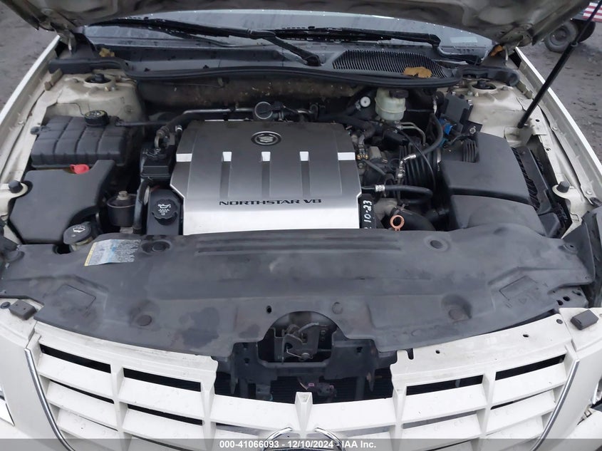 2011 CADILLAC DTS VIN: 1G6KH5E69BU116100