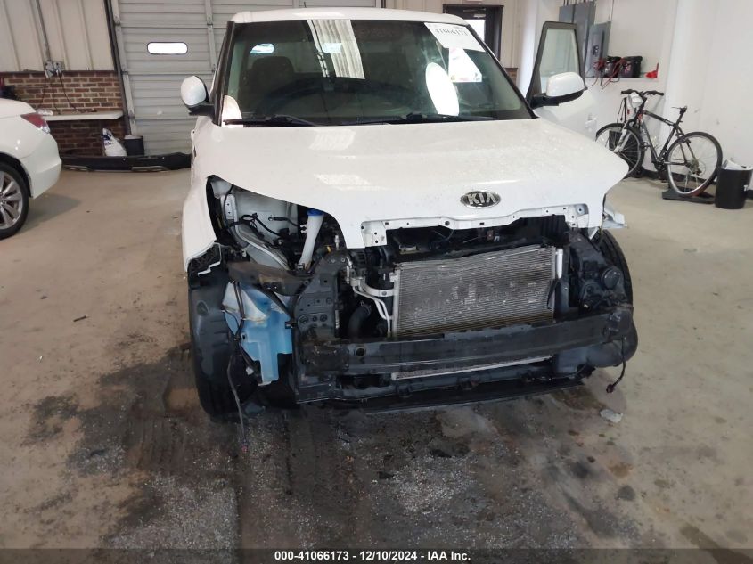 2018 Kia Soul + VIN: KNDJP3A59J7893046 Lot: 41066173