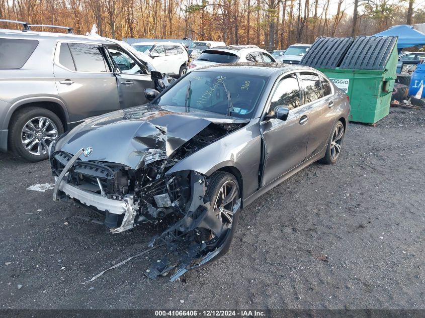 VIN 3MW5R7J00N8C34779 2022 BMW 3 Series, 330I Xdrive no.2