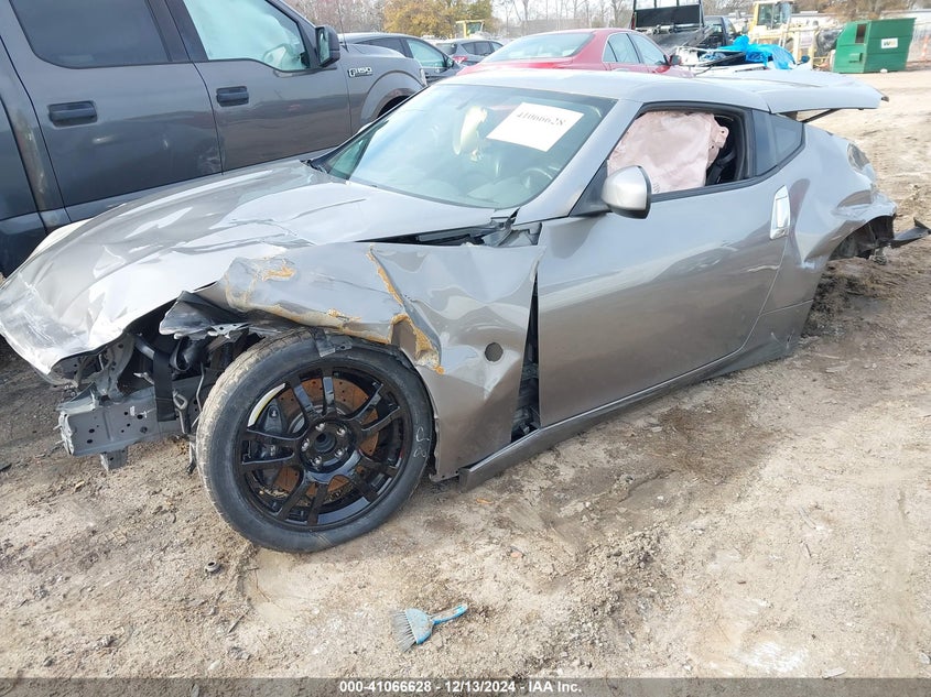 2009 NISSAN 370Z VIN: JN1AZ44E39M410873