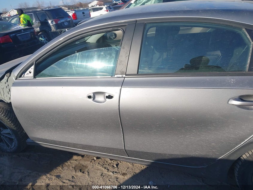 2023 KIA FORTE LXS - 3KPF24AD4PE635995