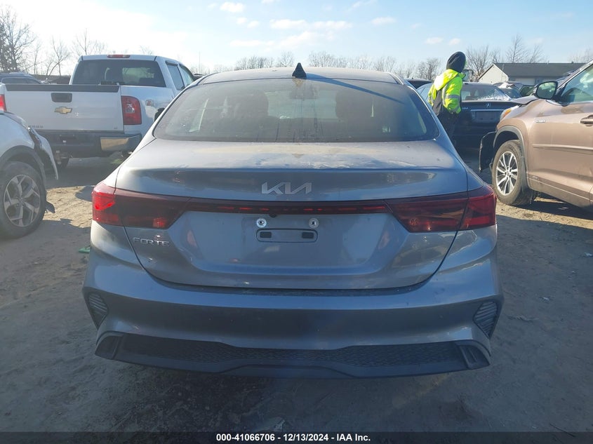2023 KIA FORTE LXS - 3KPF24AD4PE635995