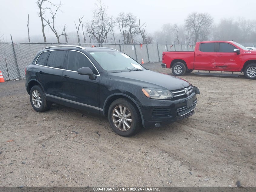 2013 VOLKSWAGEN TOUAREG VR6 SPORT - WVGEF9BPXDD013643