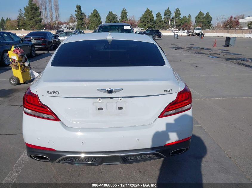 VIN KMTG74LE6KU023921 2019 GENESIS G70 no.16