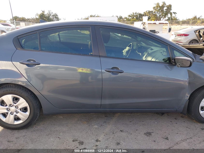 2016 KIA FORTE LX - KNAFK4A63G5572463