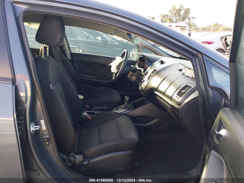 2016 KIA FORTE LX - KNAFK4A63G5572463