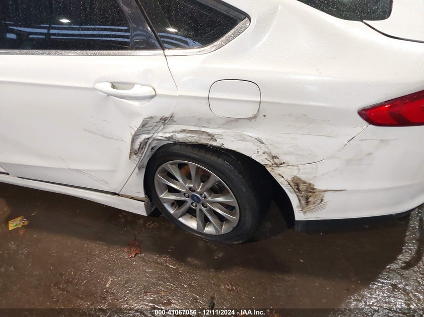 2017 FORD FUSION VIN: 3FA6P0HD1HR241161