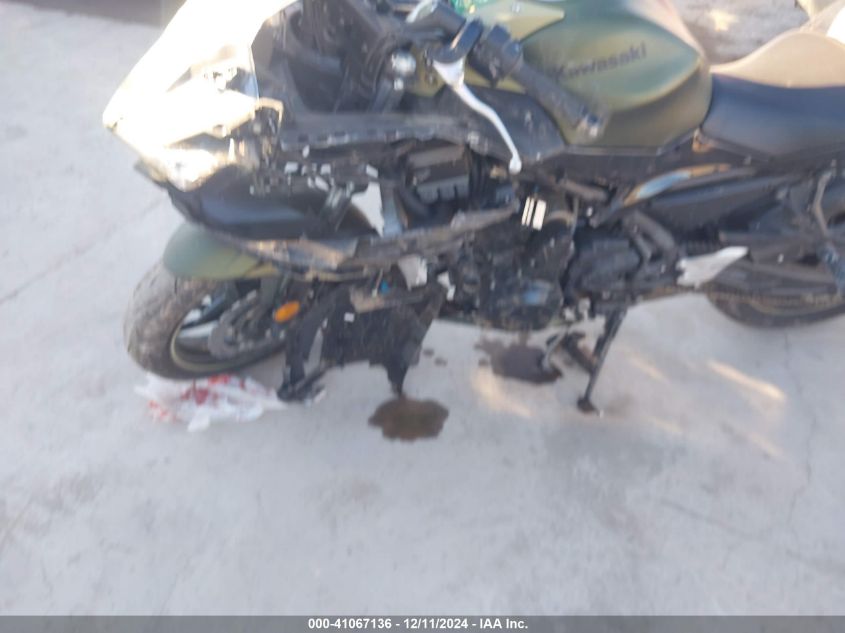 2024 Kawasaki Ex650 P VIN: ML5EXEP10RDAC0065 Lot: 41067136