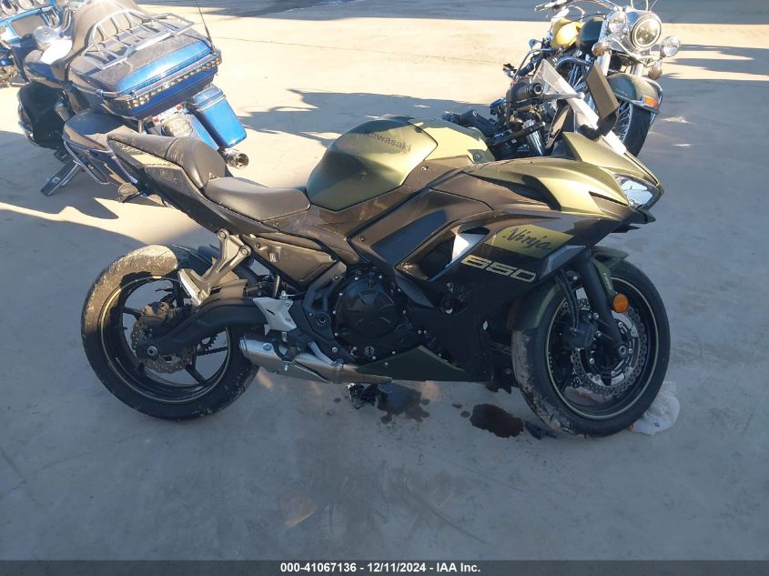 2024 Kawasaki Ex650 P VIN: ML5EXEP10RDAC0065 Lot: 41067136