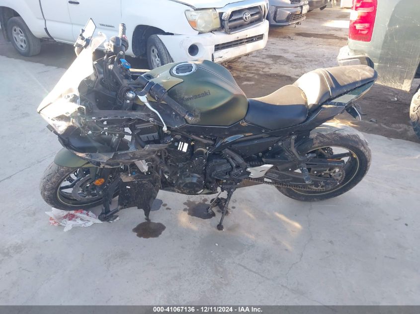 2024 Kawasaki Ex650 P VIN: ML5EXEP10RDAC0065 Lot: 41067136