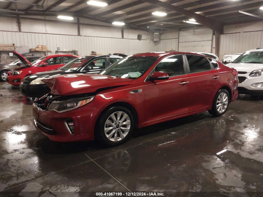 VIN 5XXGT4L38JG232185 2018 KIA OPTIMA no.2