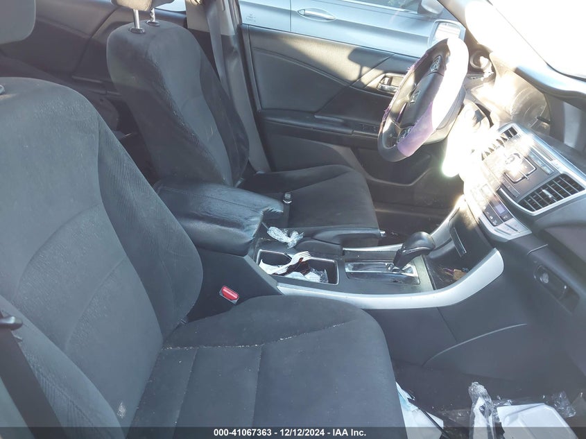 2014 HONDA ACCORD VIN: 1HGCR2F75EA044470