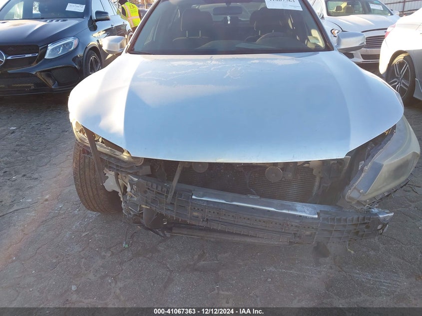 2014 HONDA ACCORD VIN: 1HGCR2F75EA044470