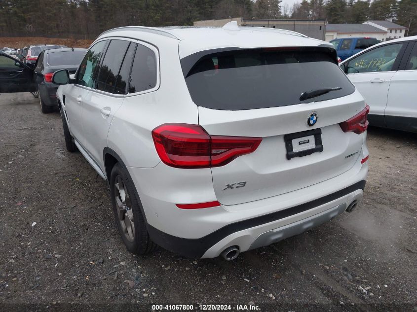 VIN 5UXTS1C09M9H30310 2021 BMW X3 Phev, Xdrive30E no.3