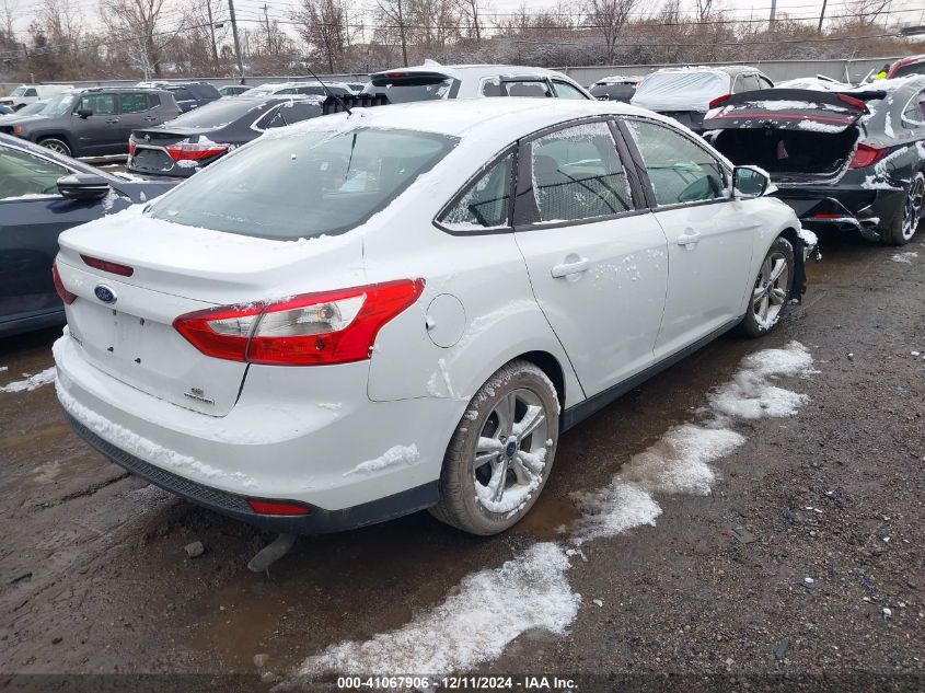 VIN 1FADP3F22EL193576 2014 Ford Focus, SE no.4