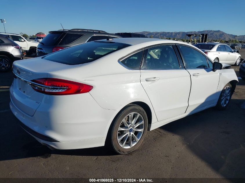 VIN 3FA6P0H7XHR356089 2017 Ford Fusion, SE no.4