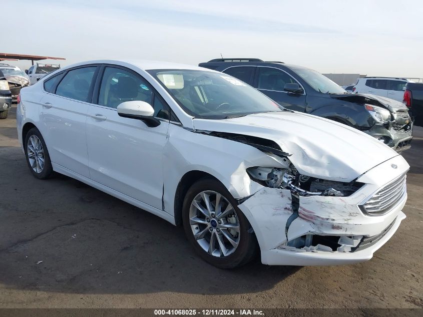 VIN 3FA6P0H7XHR356089 2017 Ford Fusion, SE no.1