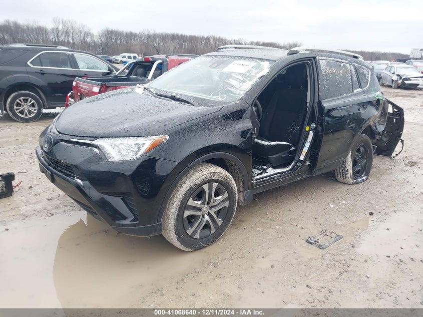 2018 TOYOTA RAV4 LE VIN: 2T3BFREV5JW857492