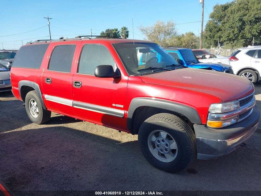 2000 Chevrolet Suburban VIN: 3GMFK16T3YG102841 Lot: 41068910